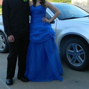 Size 4 Royal Blue Prom Dress